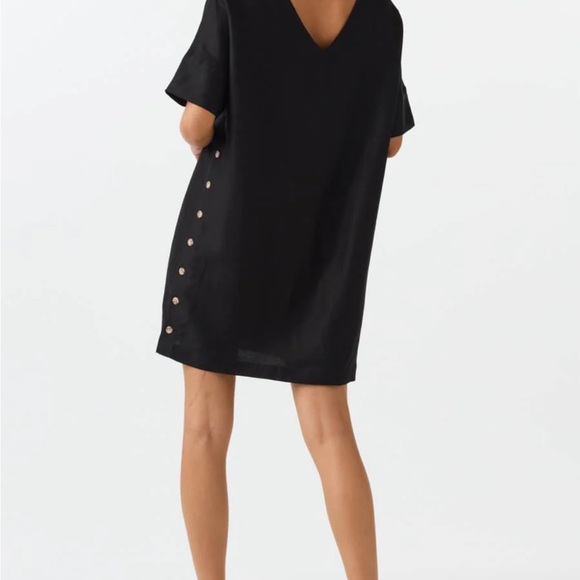 VETTA Relaxed Capsule The Relaxed Tunic - Picture 4 of 9